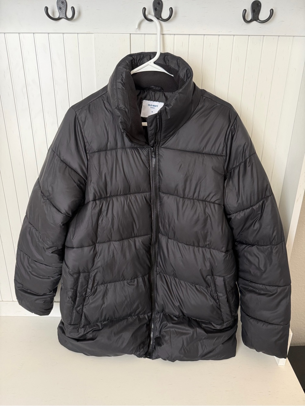 Old Navy Womens Maternity Black Puffer Jacket